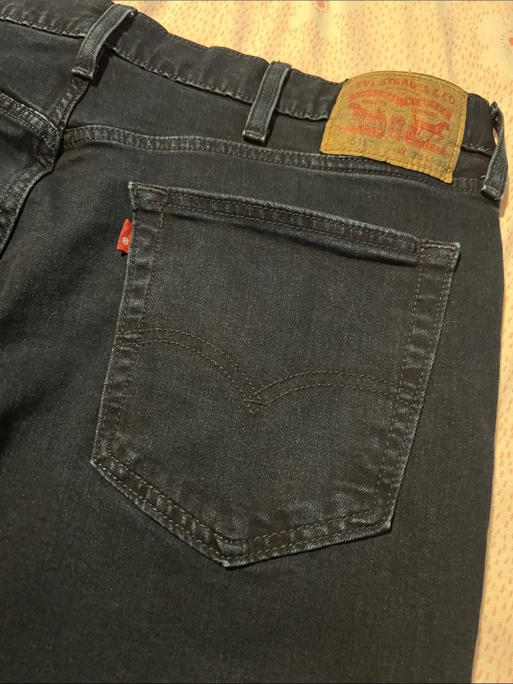 Levi’s 541 Athletic Taper Fit Men's Dark Blue/ Navy Denim Jeans 32x32